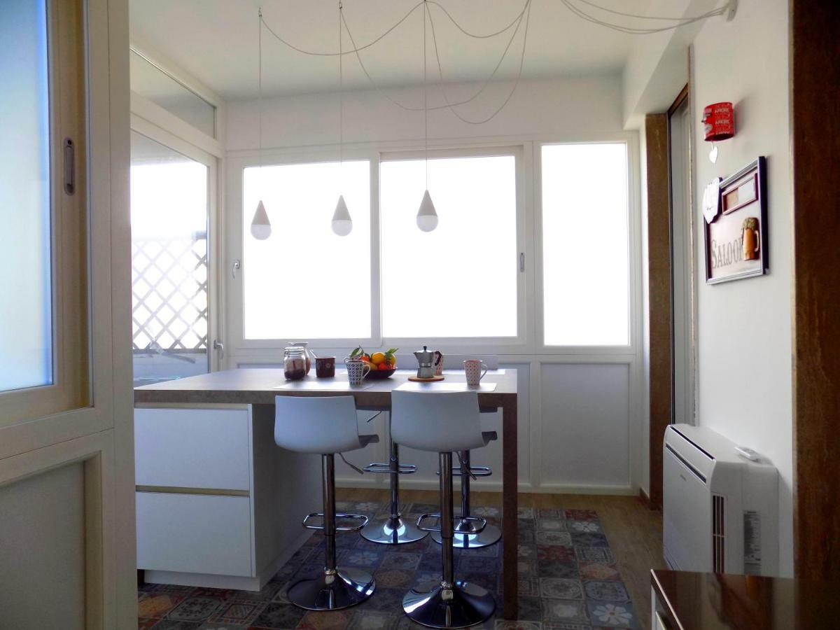 77 Apartament Bari