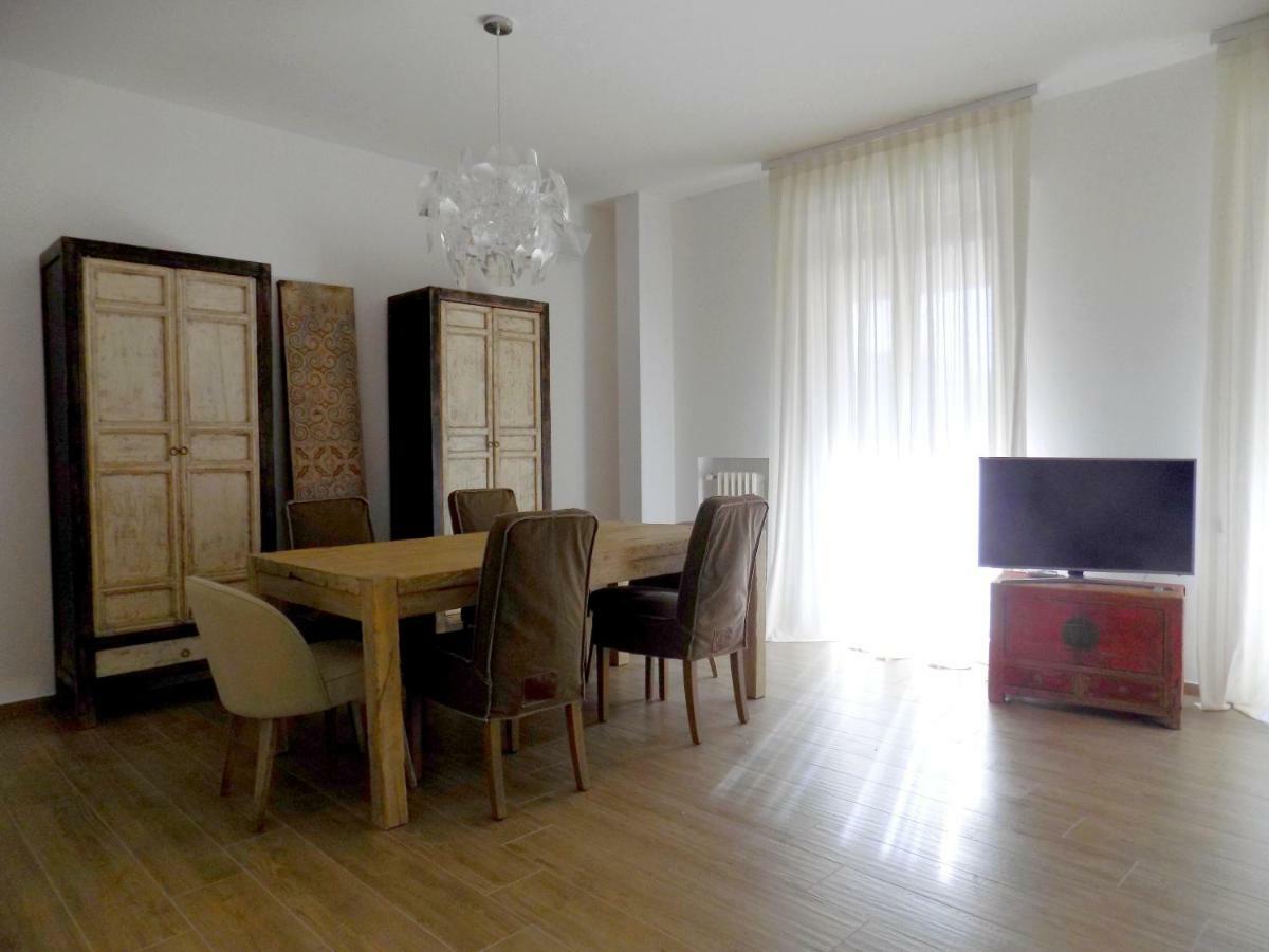 Apartament 77 Bari